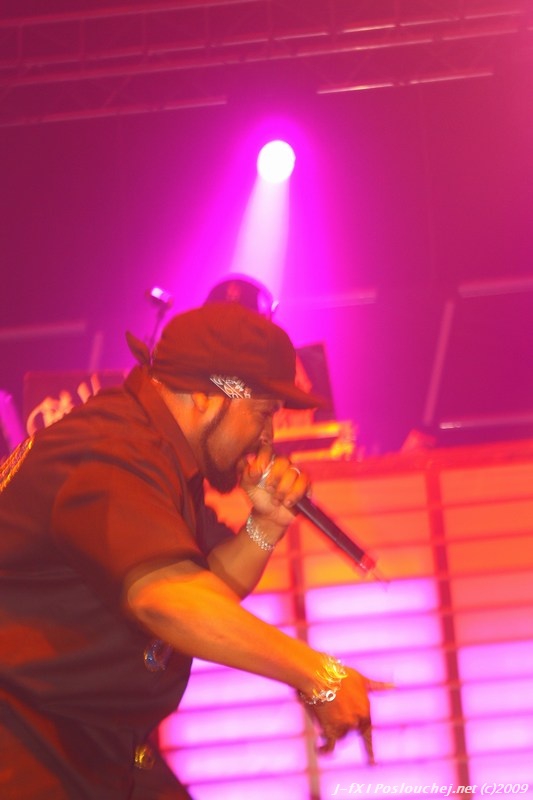 ice cube - 10.4.09